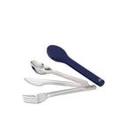 Set de 3 couverts en acier inoxydable.